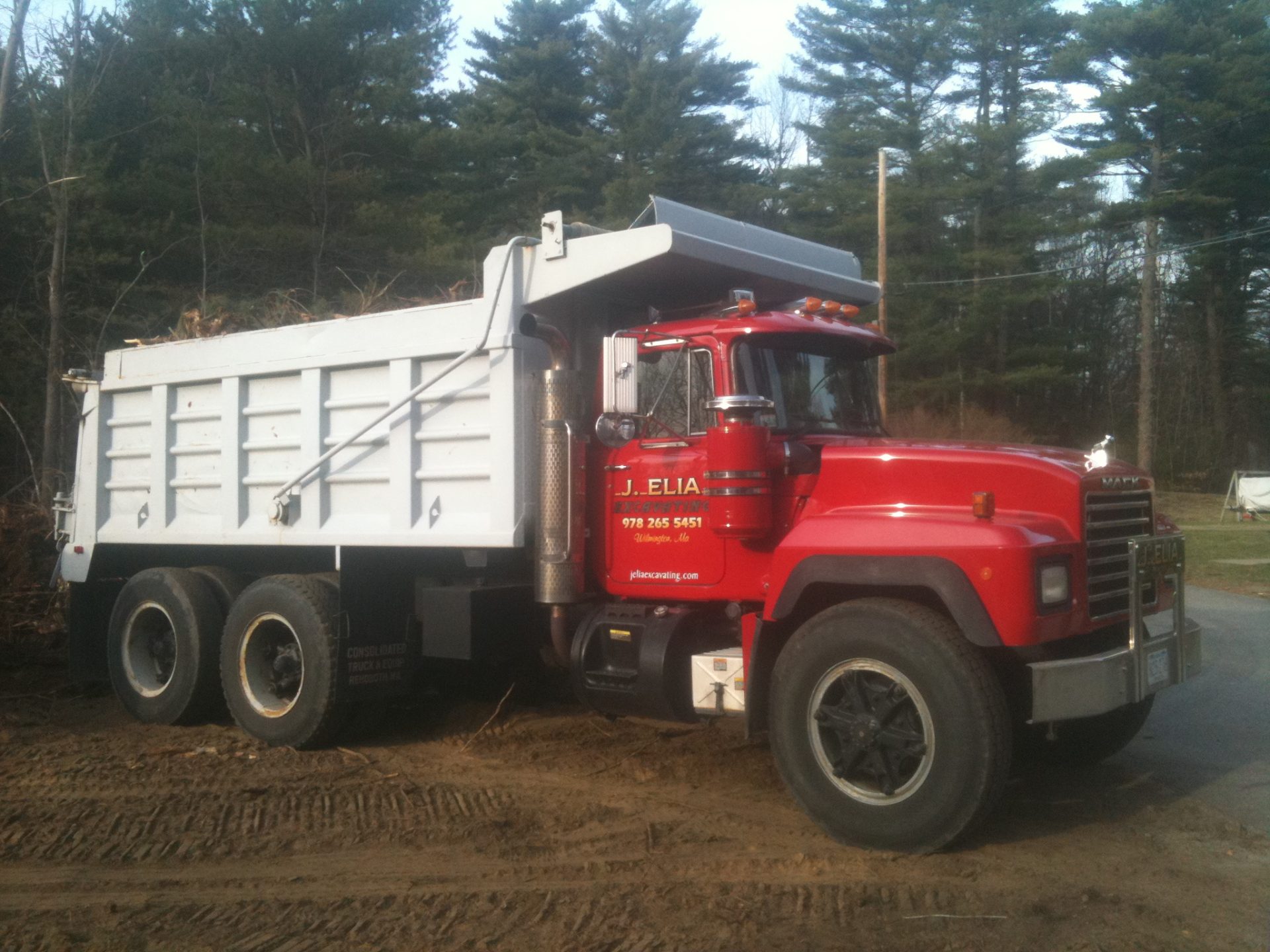 Mack RD688SX 10-Wheel Dump Truck – J Elia Excavating